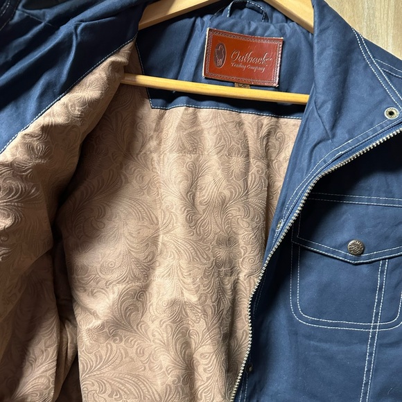 Ladies oilskin Outback Trading Co jacket, like-new - Picture 4 of 5